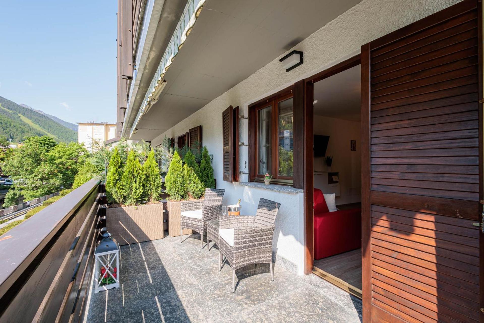 Revo Apartments - Rocca Fiorita アプリーカ エクステリア 写真